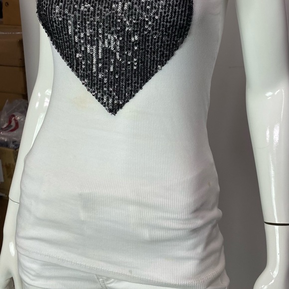 Maska Tank  With Sequin Heart - Picture 2 of 2
